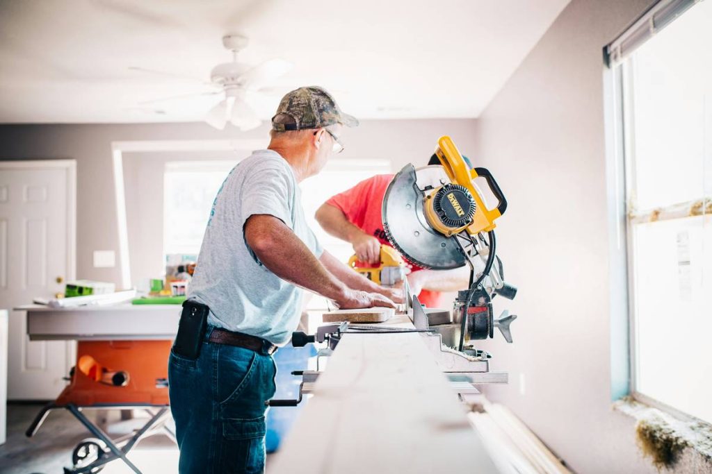 Miter Saw for Woodworking: 7 Proven Tips to Avoid Costly Mistakes