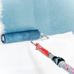 Using a Paint Roller: 7 Proven Tips to Avoid a Patchy, Painful Finish